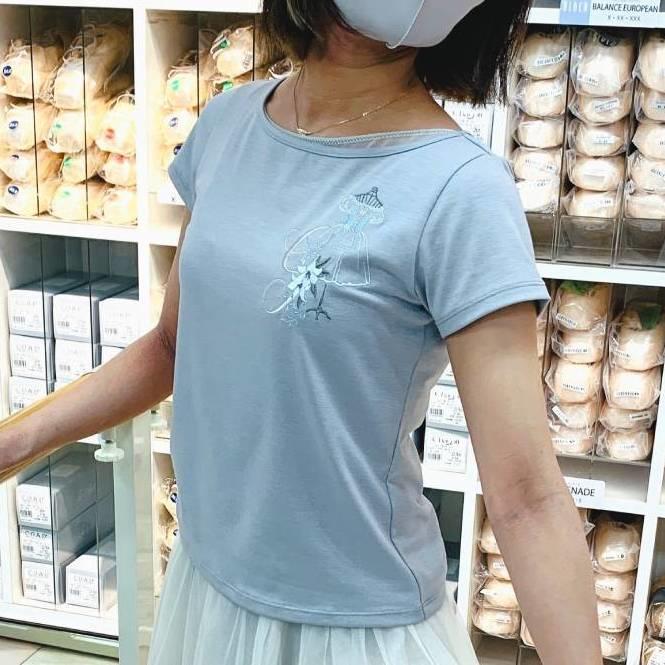 未使用品❣️超美品♡チャコット　バレエTシャツ グレー　スパンコール STAFF SNAP】 ジゼル・黒鳥・白鳥・オーロラ・キトリ 好きな
